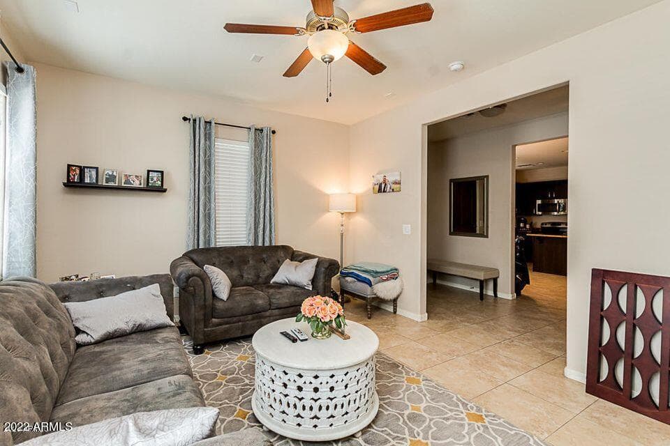 4072 E Oakland Street, Gilbert, AZ 85295 — photo 4 of 22