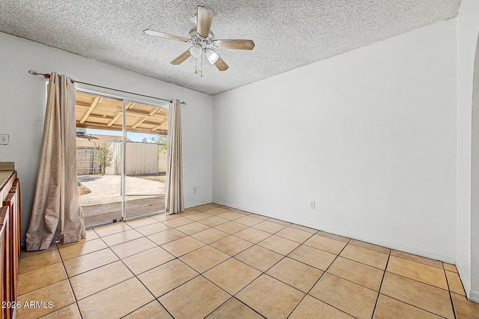 8201 W Sells Drive, Phoenix, AZ 85033 — photo 7 of 26