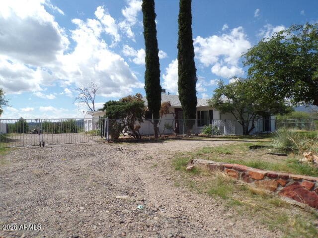 564 E Noble Drive, Globe, AZ 85501 — photo 2 of 34