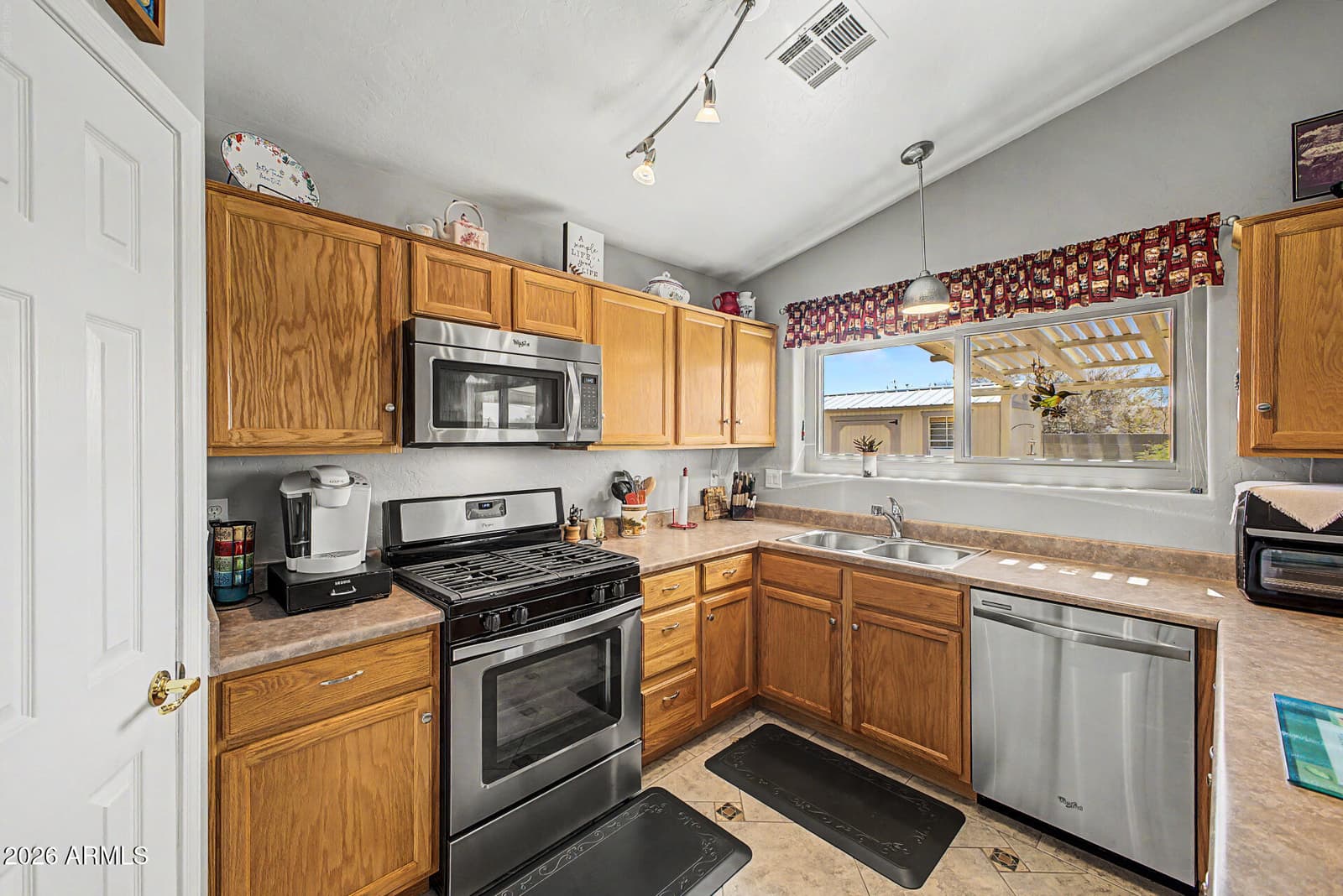 9255 E Ellis Street, Mesa, AZ 85207 — photo 10 of 31