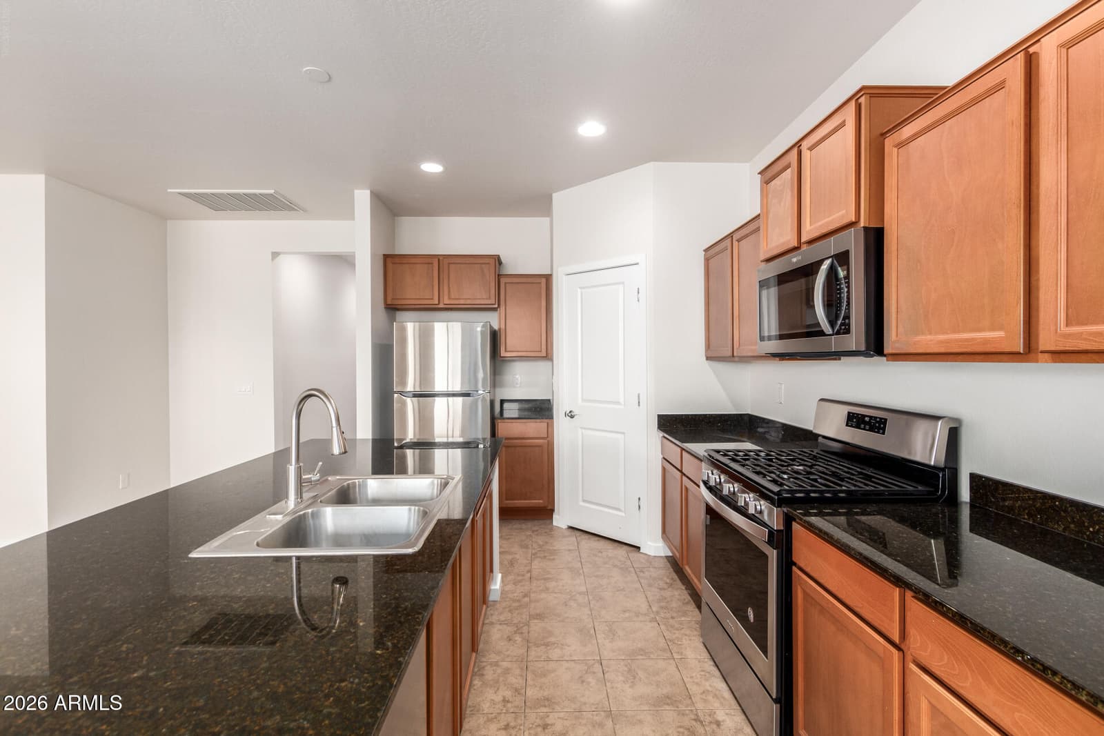 4123 S 97th Drive, Tolleson, AZ 85353 — photo 5 of 32