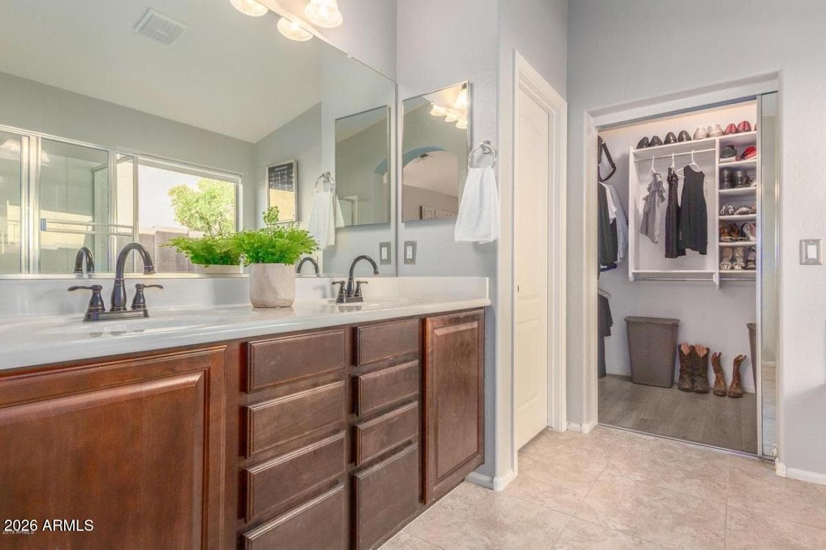 23221 N 40th Way, Phoenix, AZ 85050 — photo 12 of 32