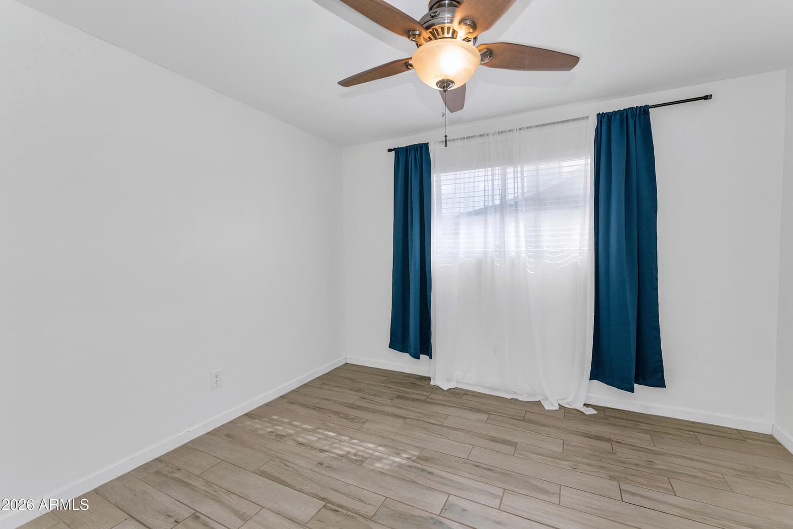 3904 E Sahuaro Drive, Phoenix, AZ 85028 — photo 11 of 22