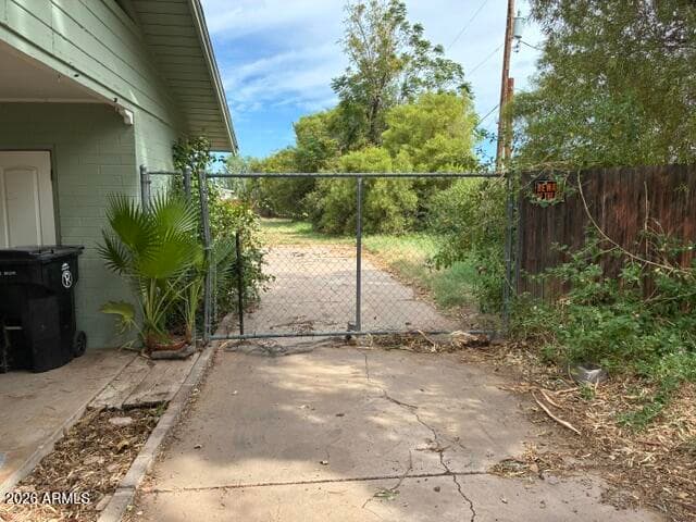 1514 E Dana Avenue, Mesa, AZ 85204 — photo 3 of 24