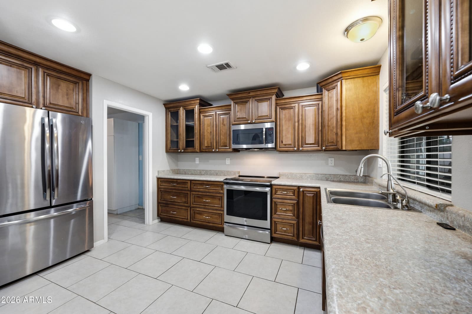 1502 N 25th Street, Mesa, AZ 85213 — photo 11 of 35