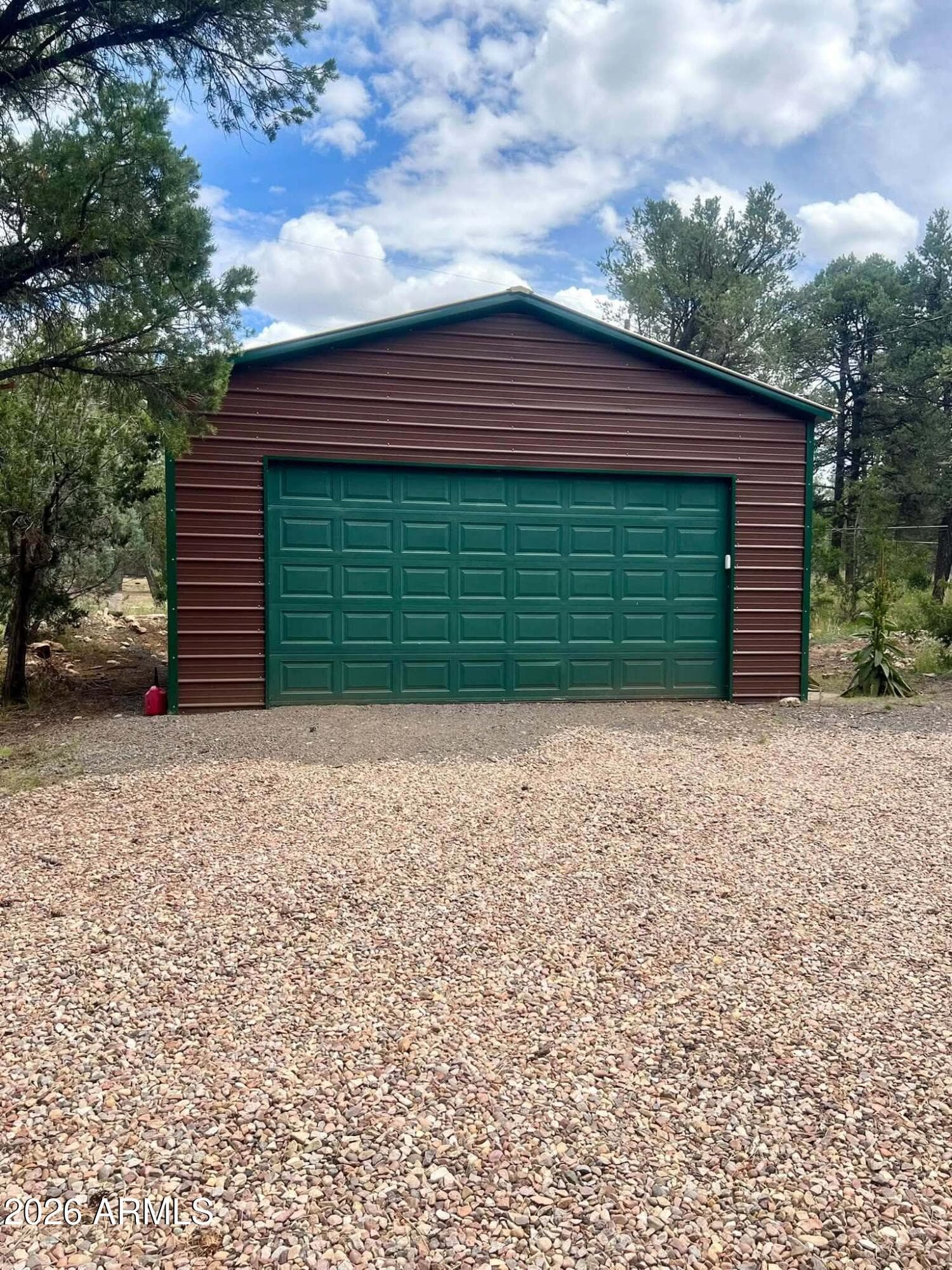 3331 Mogollon Drive, Overgaard, AZ 85933 — photo 37 of 57