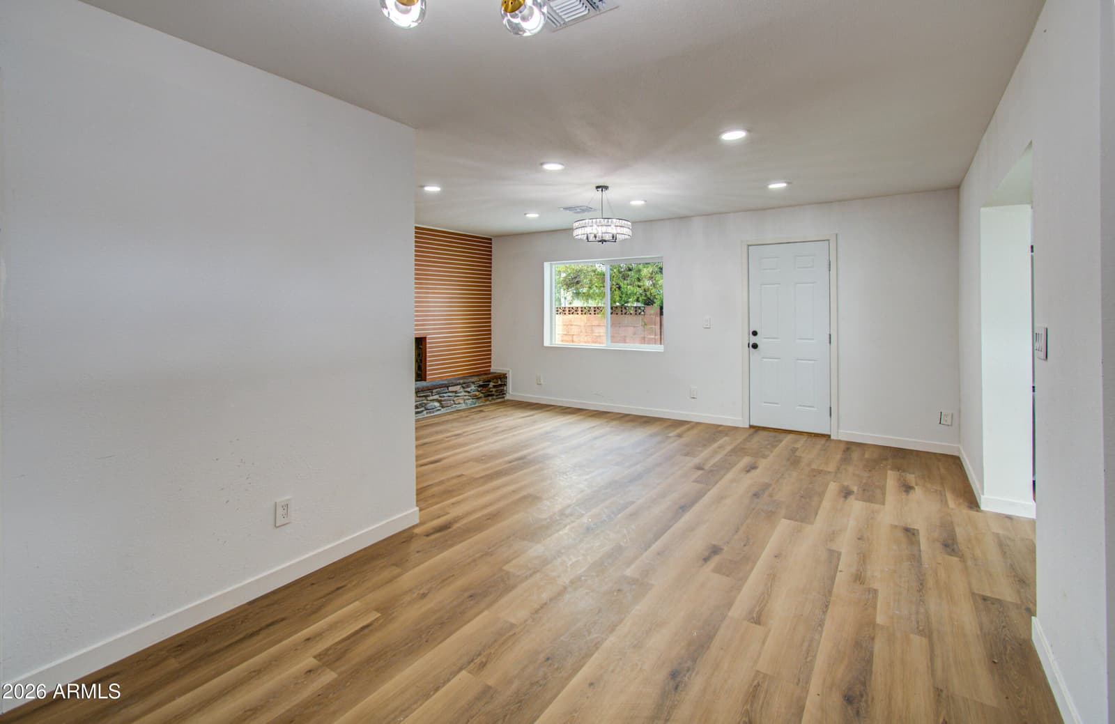 7626 W Sheila Lane, Phoenix, AZ 85033 — photo 9 of 50