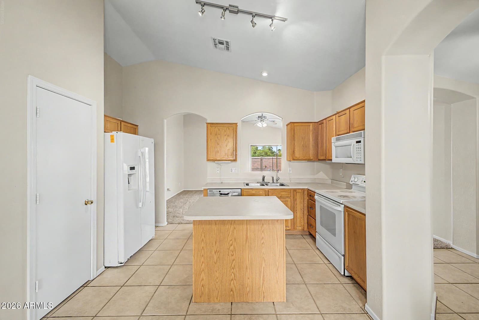 12638 W Amelia Avenue, Avondale, AZ 85392 — photo 13 of 36