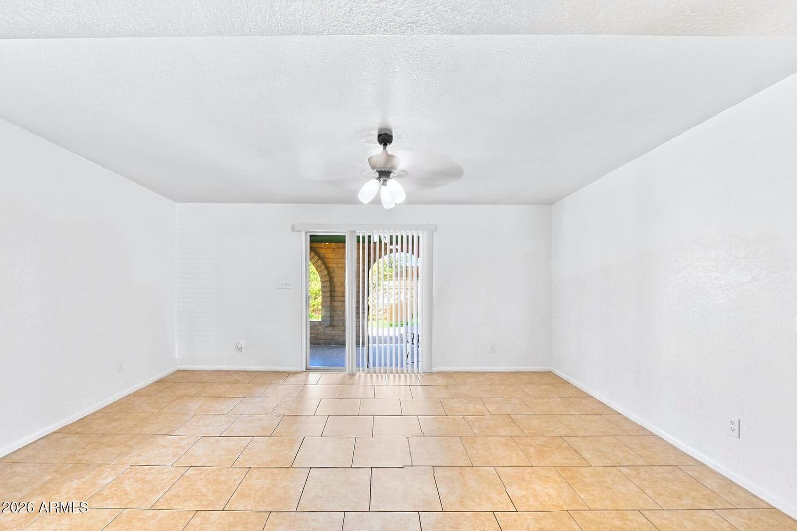1109 E Mesquite Drive, Sierra Vista, AZ 85635 — photo 11 of 29
