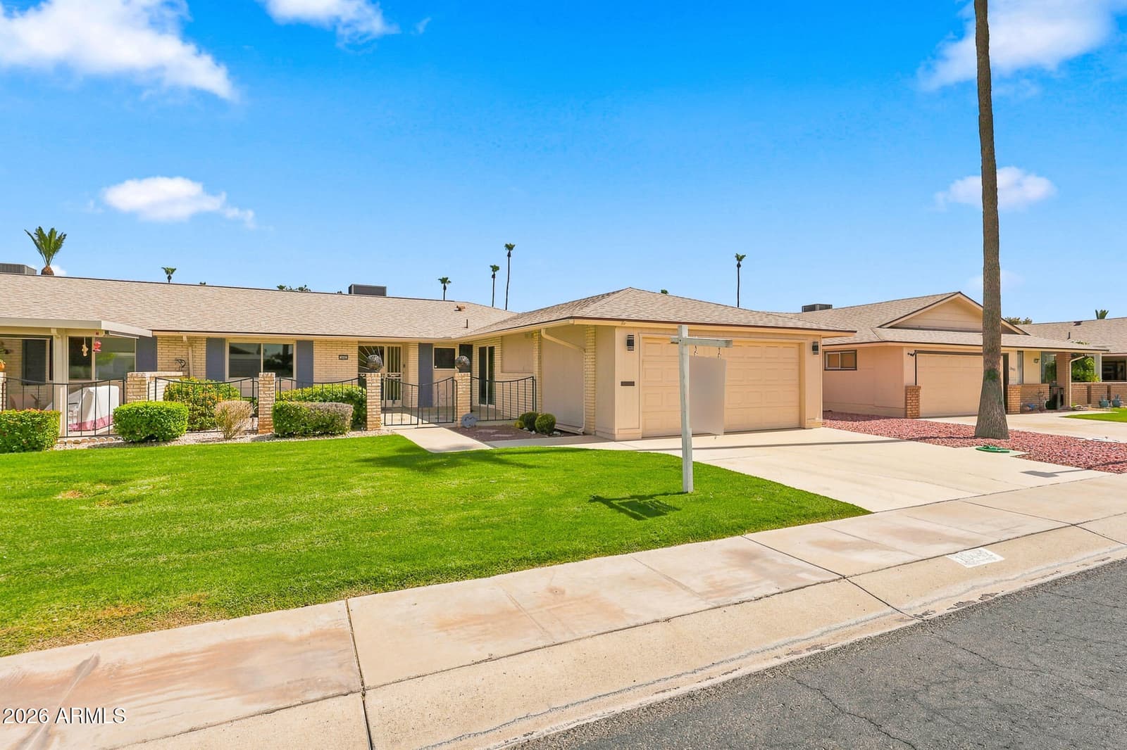 10442 W Tropicana Circle, Sun City, AZ 85351 — photo 5 of 58