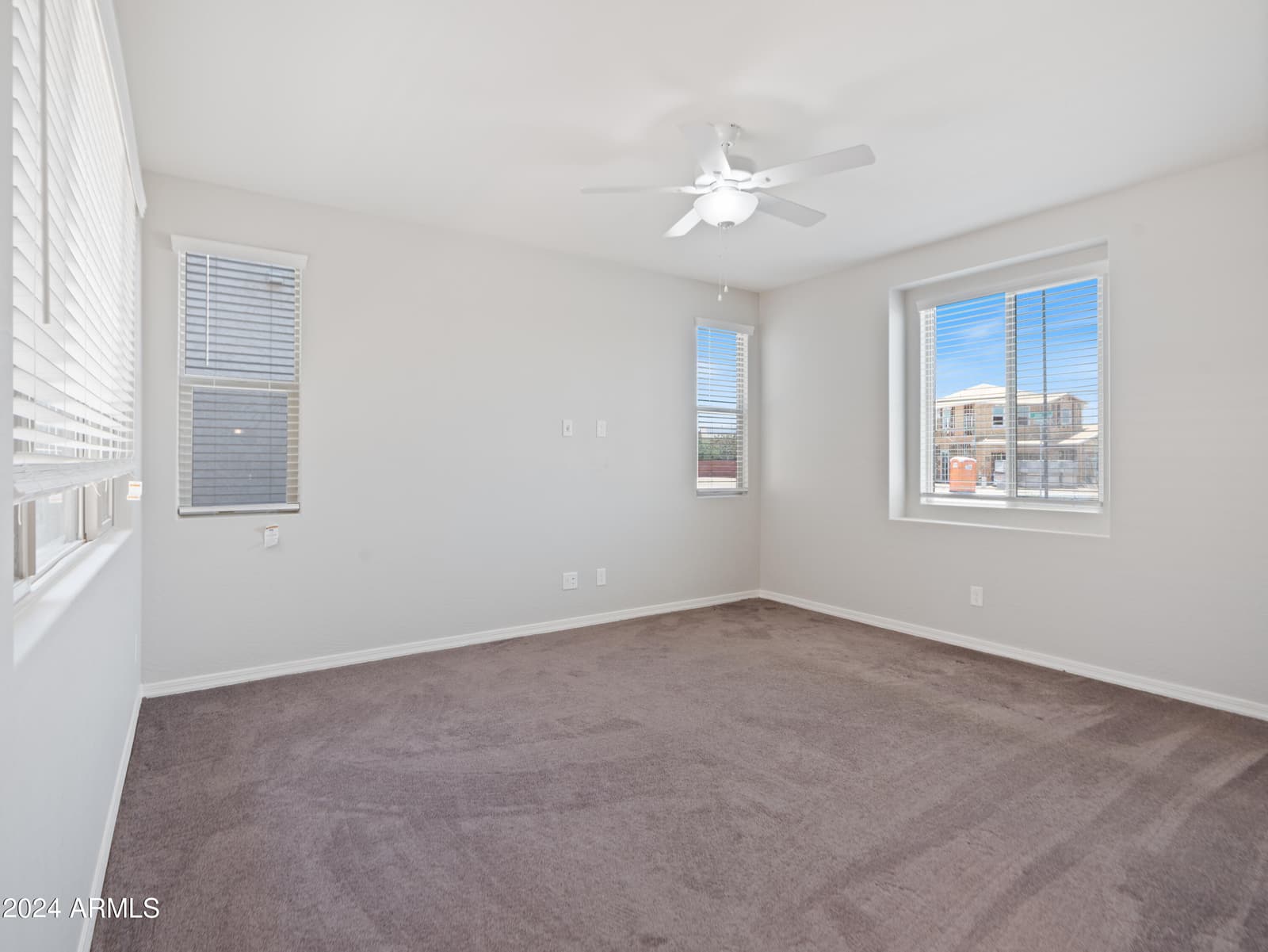 4350 E Jesse Street, Gilbert, AZ 85295 — photo 13 of 43