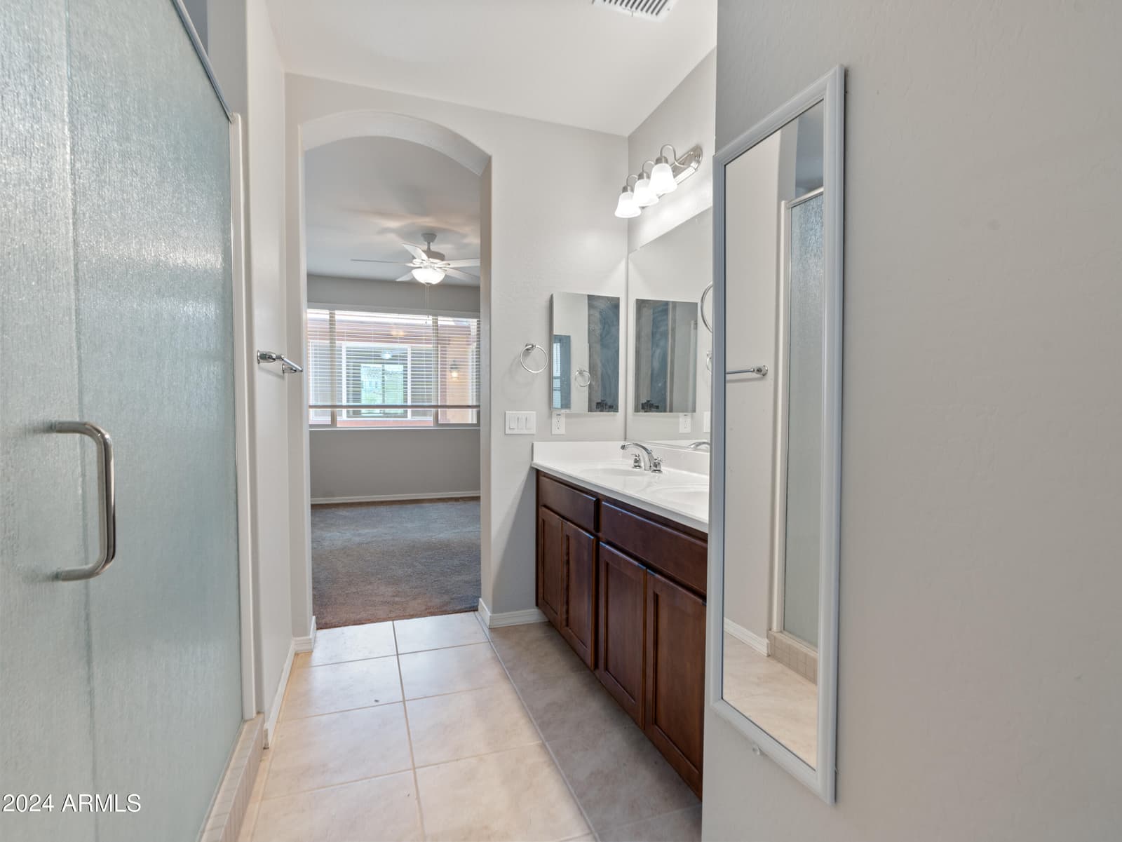 4350 E Jesse Street, Gilbert, AZ 85295 — photo 14 of 43