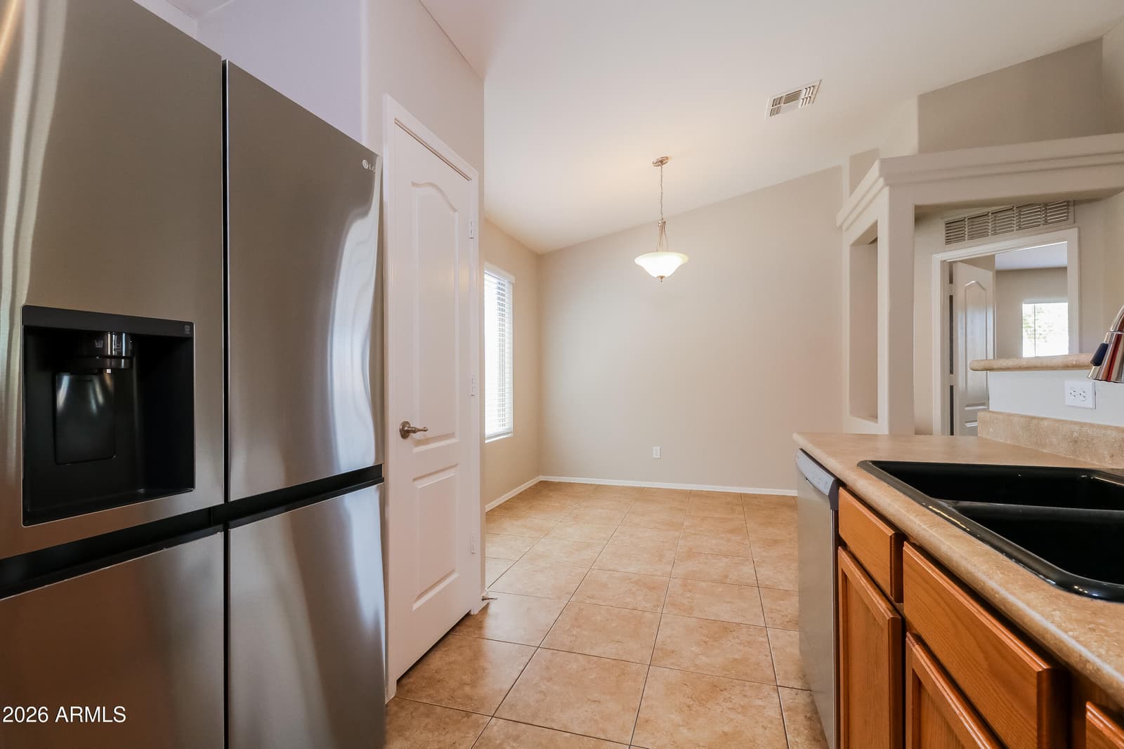 5288 S 240th Drive, Buckeye, AZ 85326 — photo 7 of 15