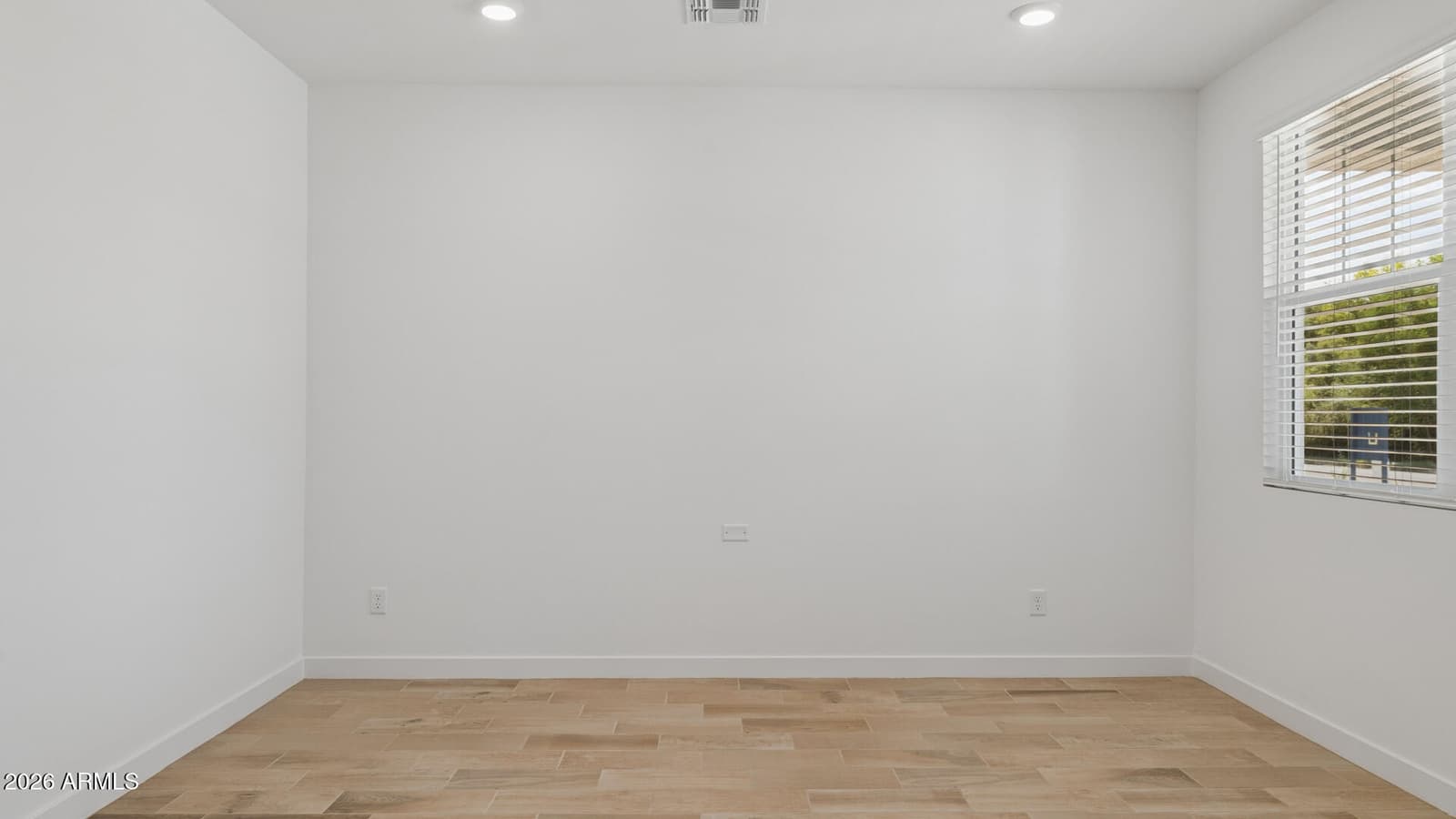 2329 N 29th Street, Phoenix, AZ 85008 — photo 6 of 53