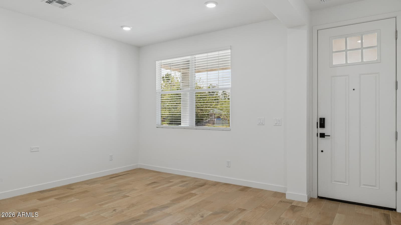 2329 N 29th Street, Phoenix, AZ 85008 — photo 4 of 53