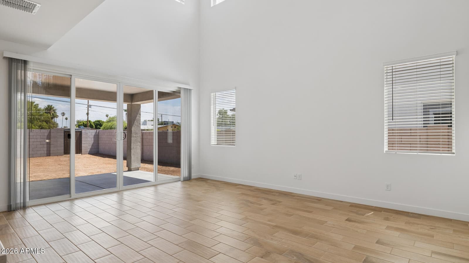 2329 N 29th Street, Phoenix, AZ 85008 — photo 10 of 53