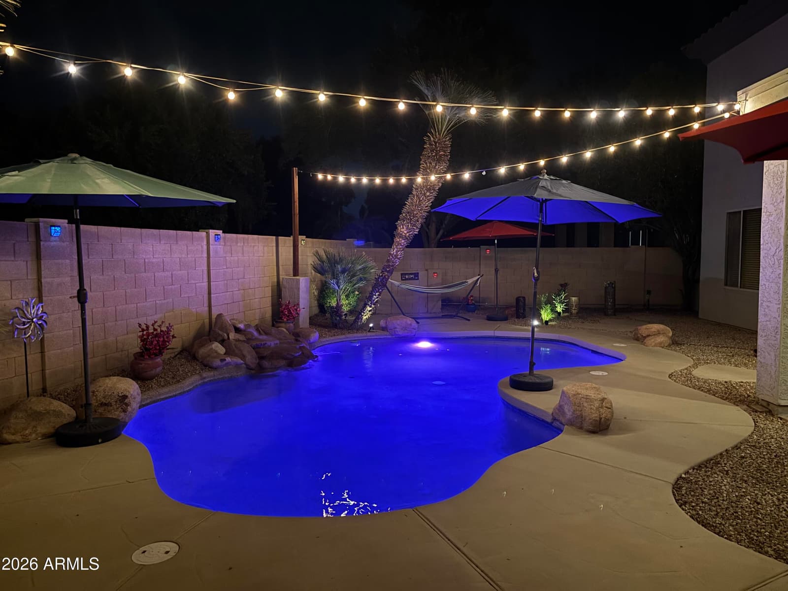 320 W Leah Avenue, Gilbert, AZ 85233 — photo 5 of 69
