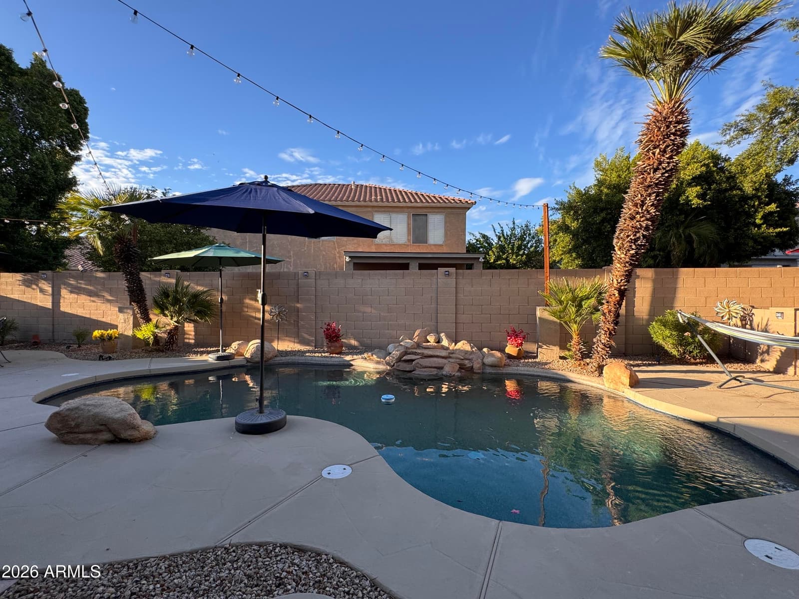 320 W Leah Avenue, Gilbert, AZ 85233 — photo 3 of 69