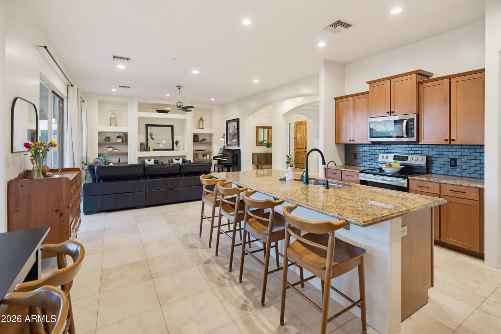 829 E Steinbeck Drive, Phoenix, AZ 85086 — photo 16 of 65