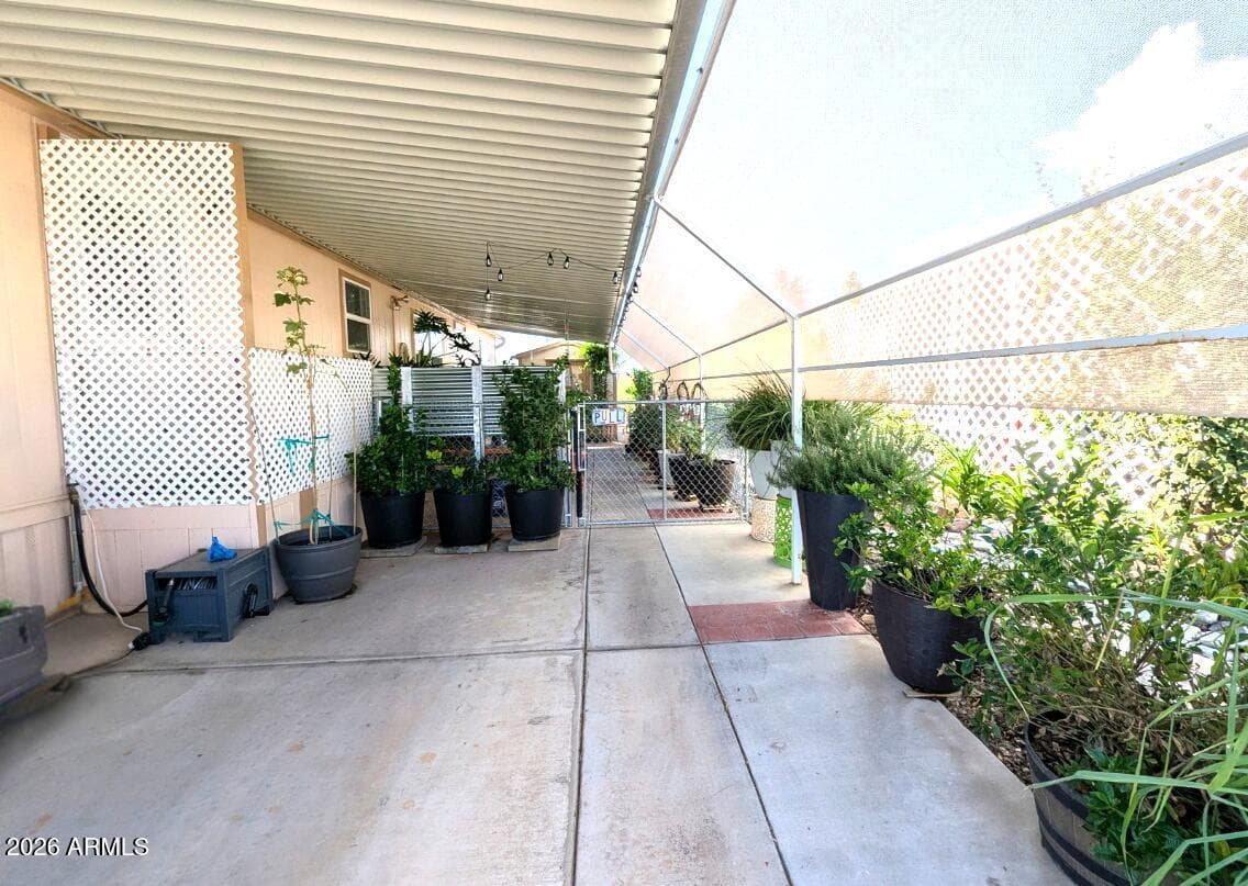 1110 AZ-80 129, Benson, AZ 85602 — photo 4 of 21