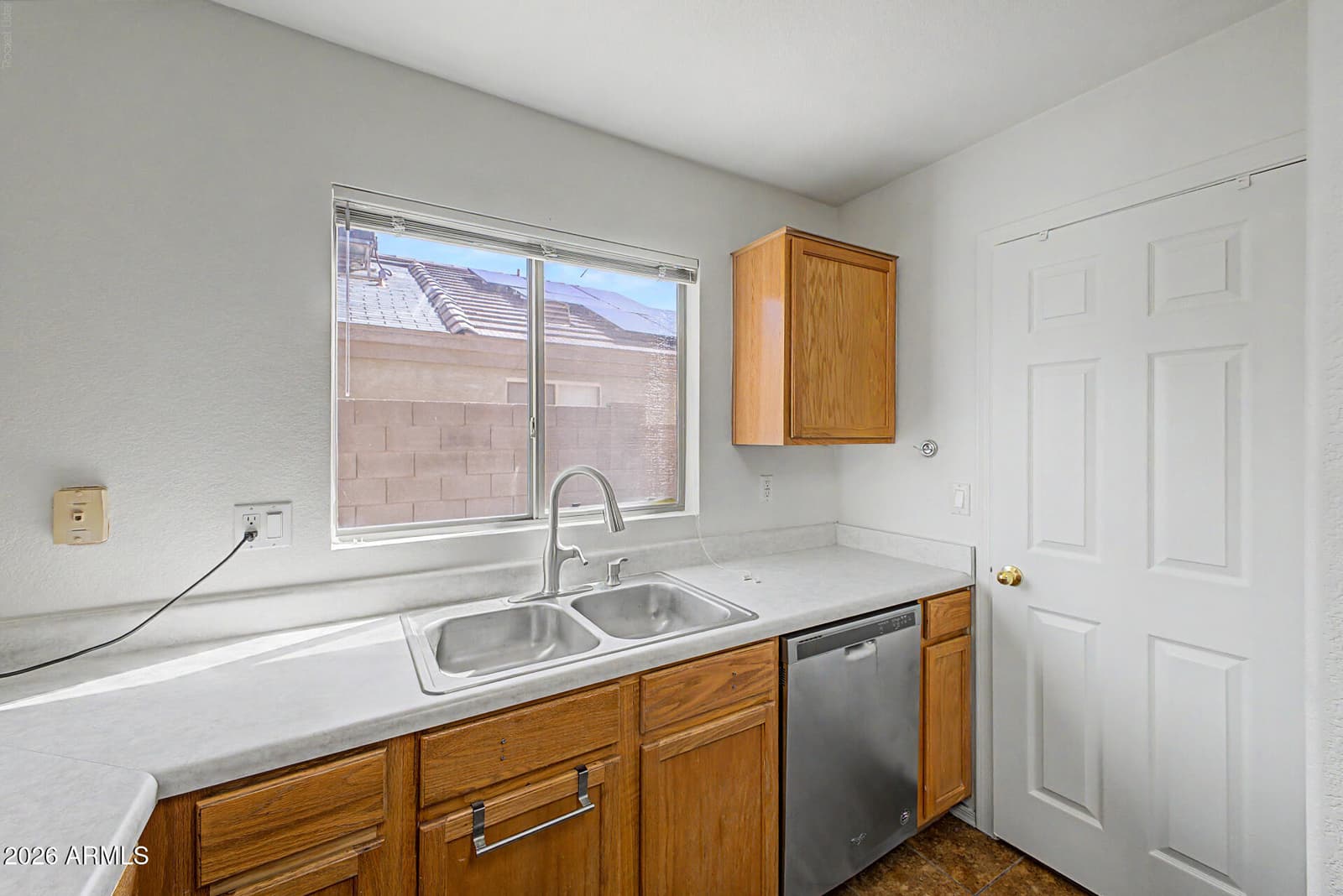 12818 W Hearn Road, El Mirage, AZ 85335 — photo 14 of 38