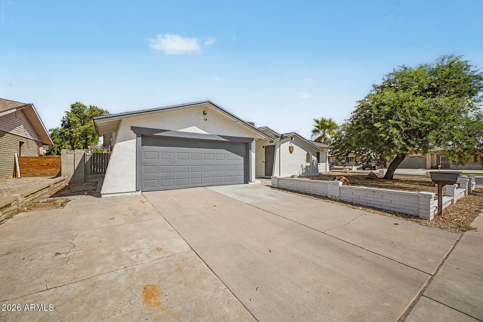 15243 N 52nd Drive, Glendale, AZ 85306 — photo 3 of 35