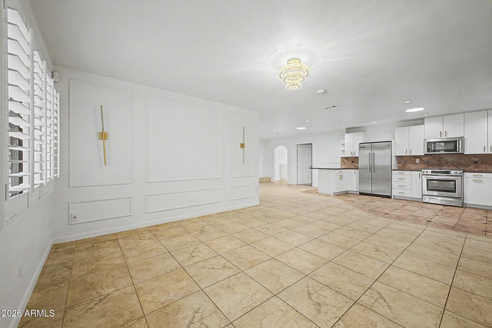 15243 N 52nd Drive, Glendale, AZ 85306 — photo 9 of 35