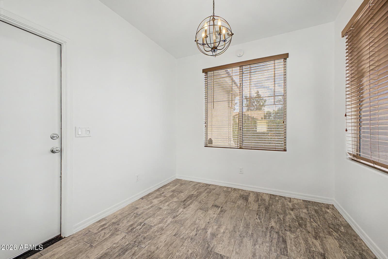 1532 E Shannon Street, Chandler, AZ 85225 — photo 8 of 28