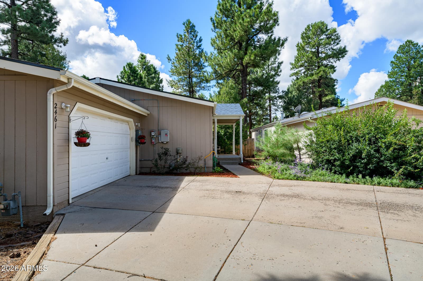2461 W Coronado Avenue, Flagstaff, AZ 86001 — photo 7 of 33
