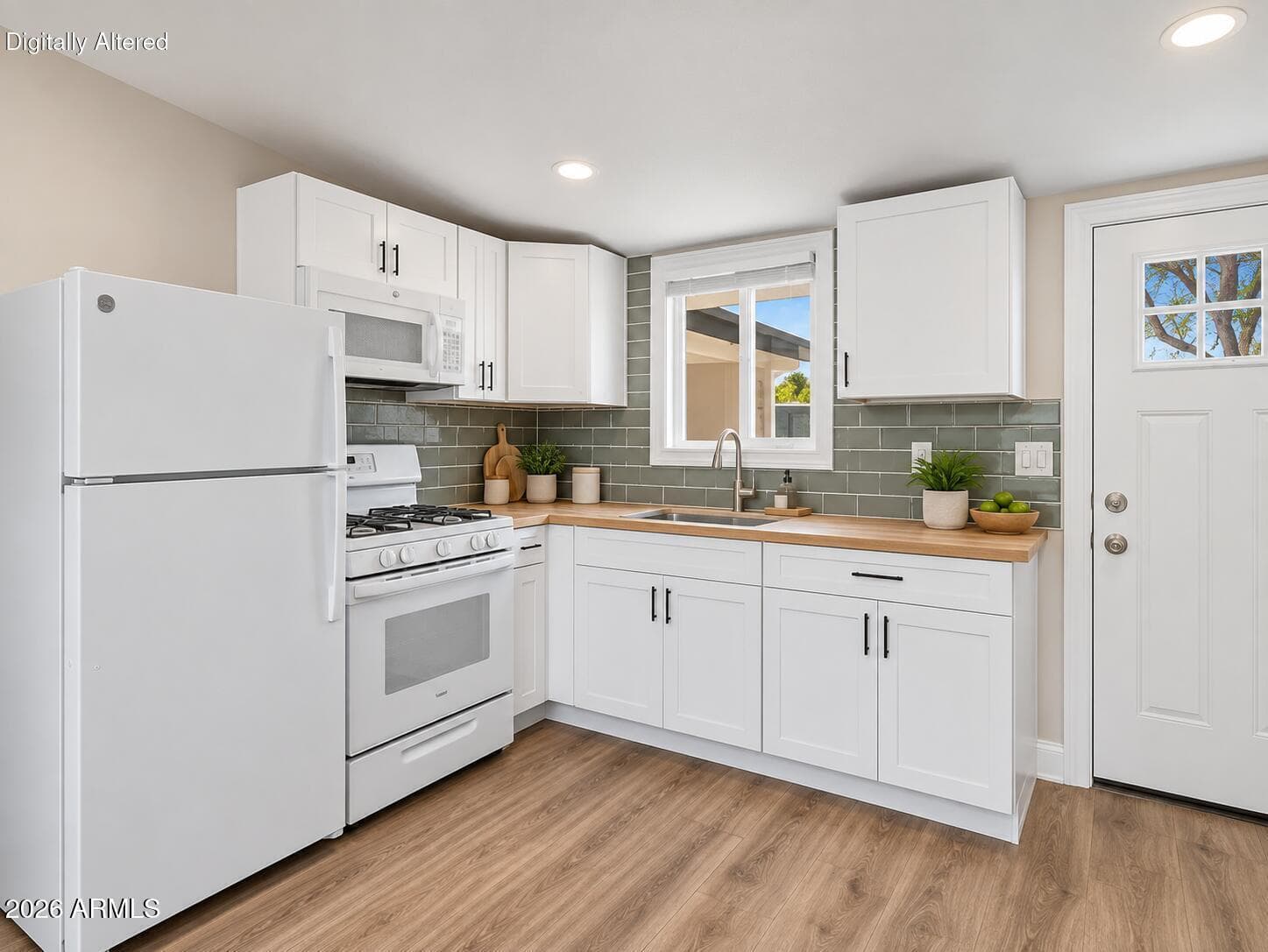 730 N Delaware Street, Chandler, AZ 85225 — photo 11 of 33