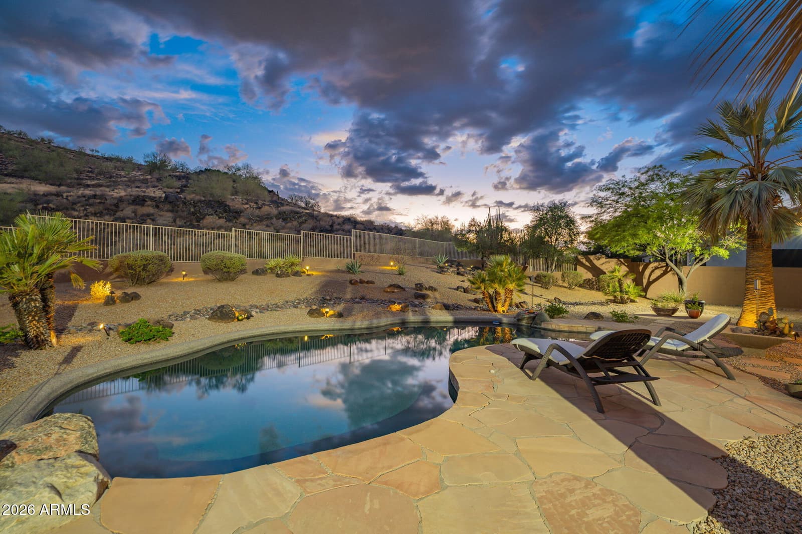 5565 W Pinnacle Hill Drive, Glendale, AZ 85310 — photo 75 of 109