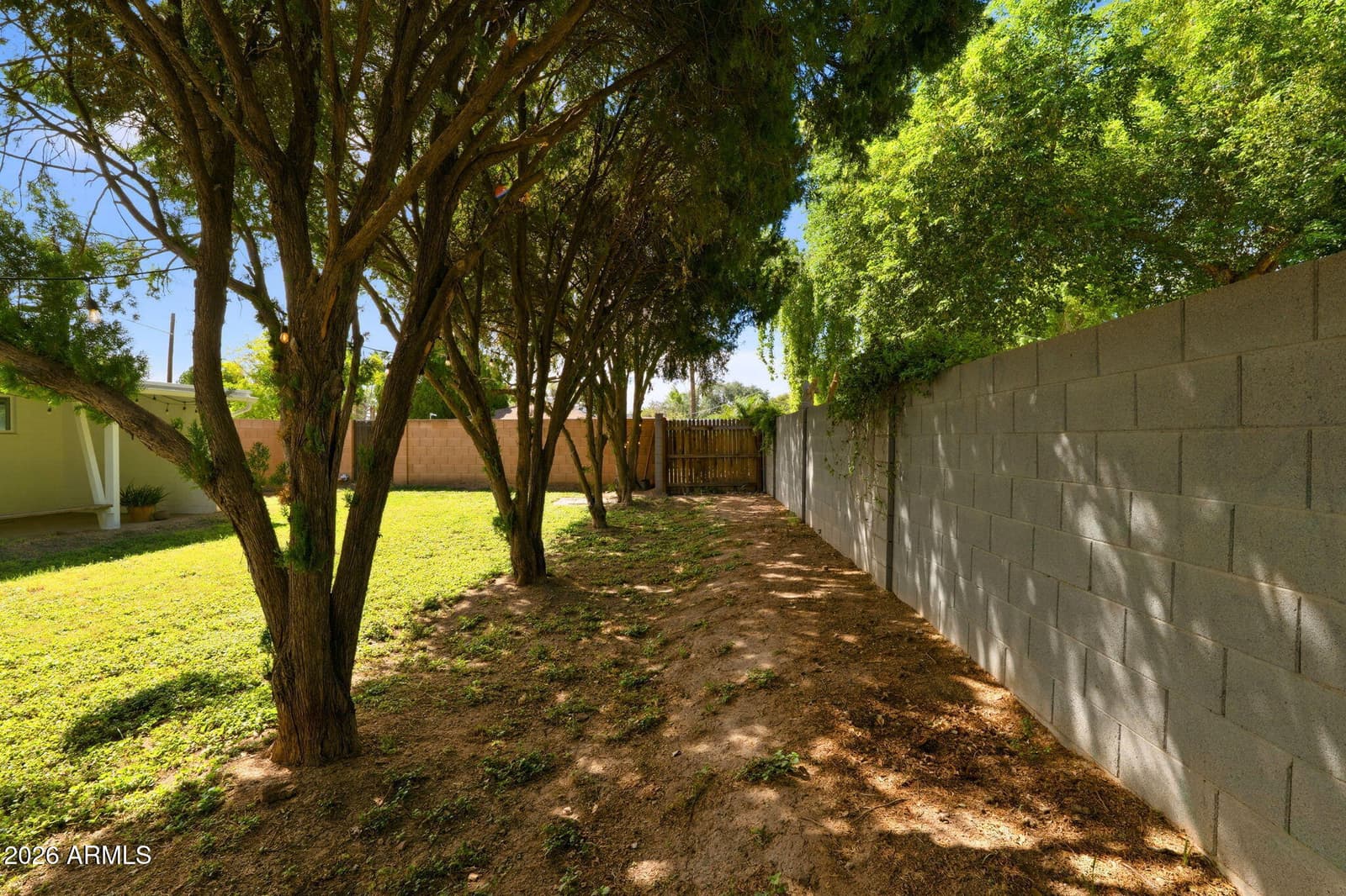 2002 N 39th Street, Phoenix, AZ 85008 — photo 30 of 43