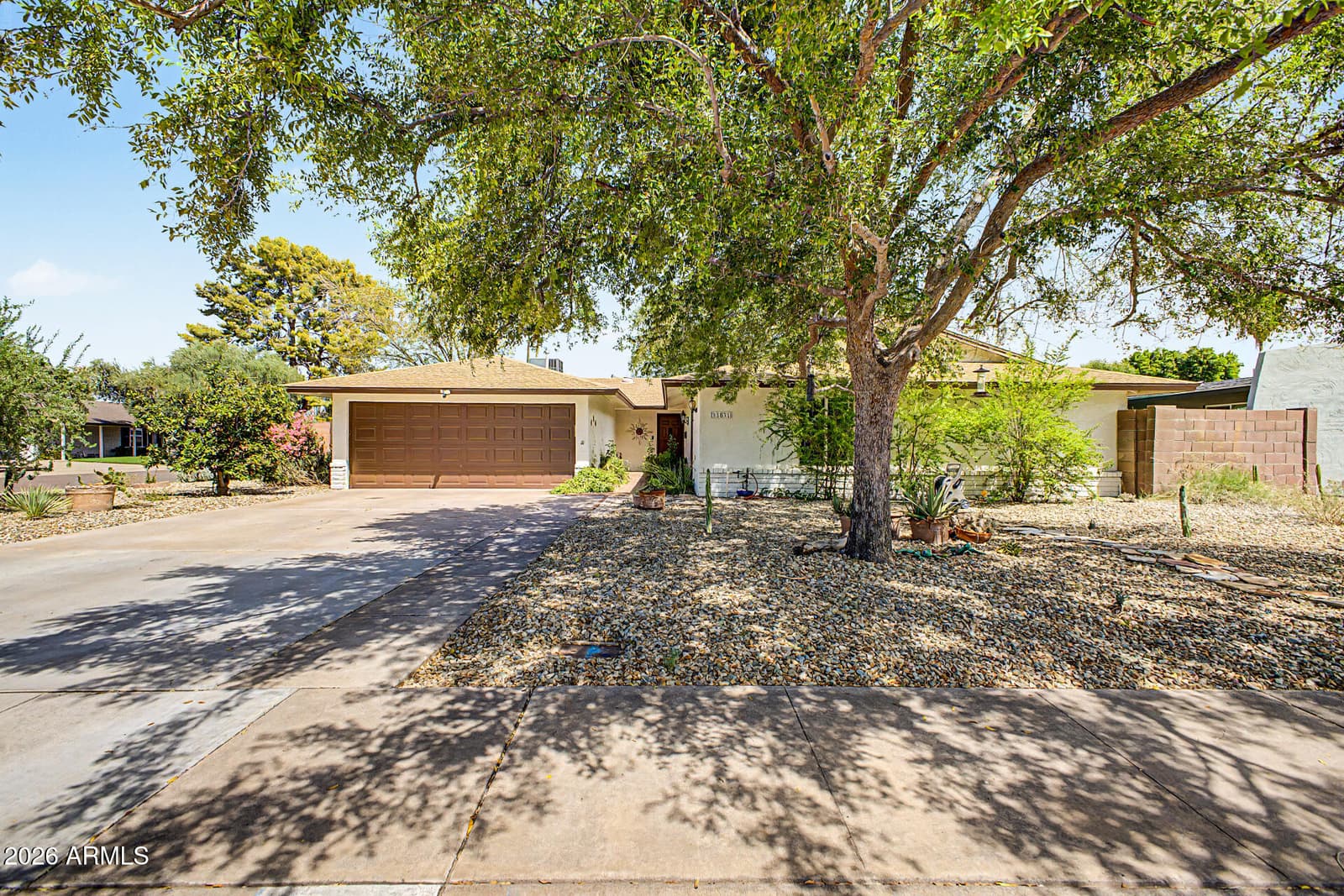 11831 N 29th Street, Phoenix, AZ 85028 — photo 1 of 37