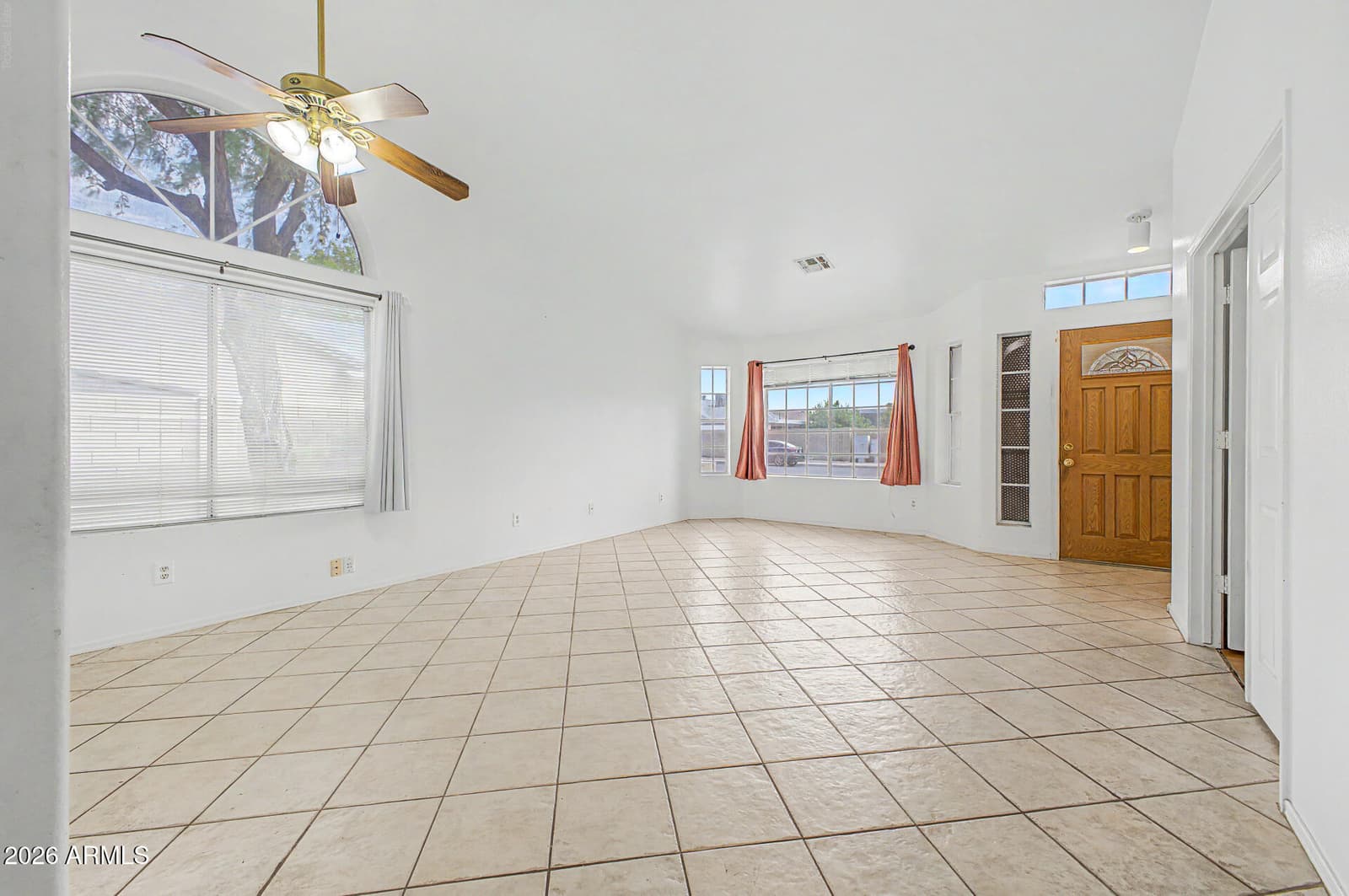 6234 N 88th Lane, Glendale, AZ 85305 — photo 3 of 34