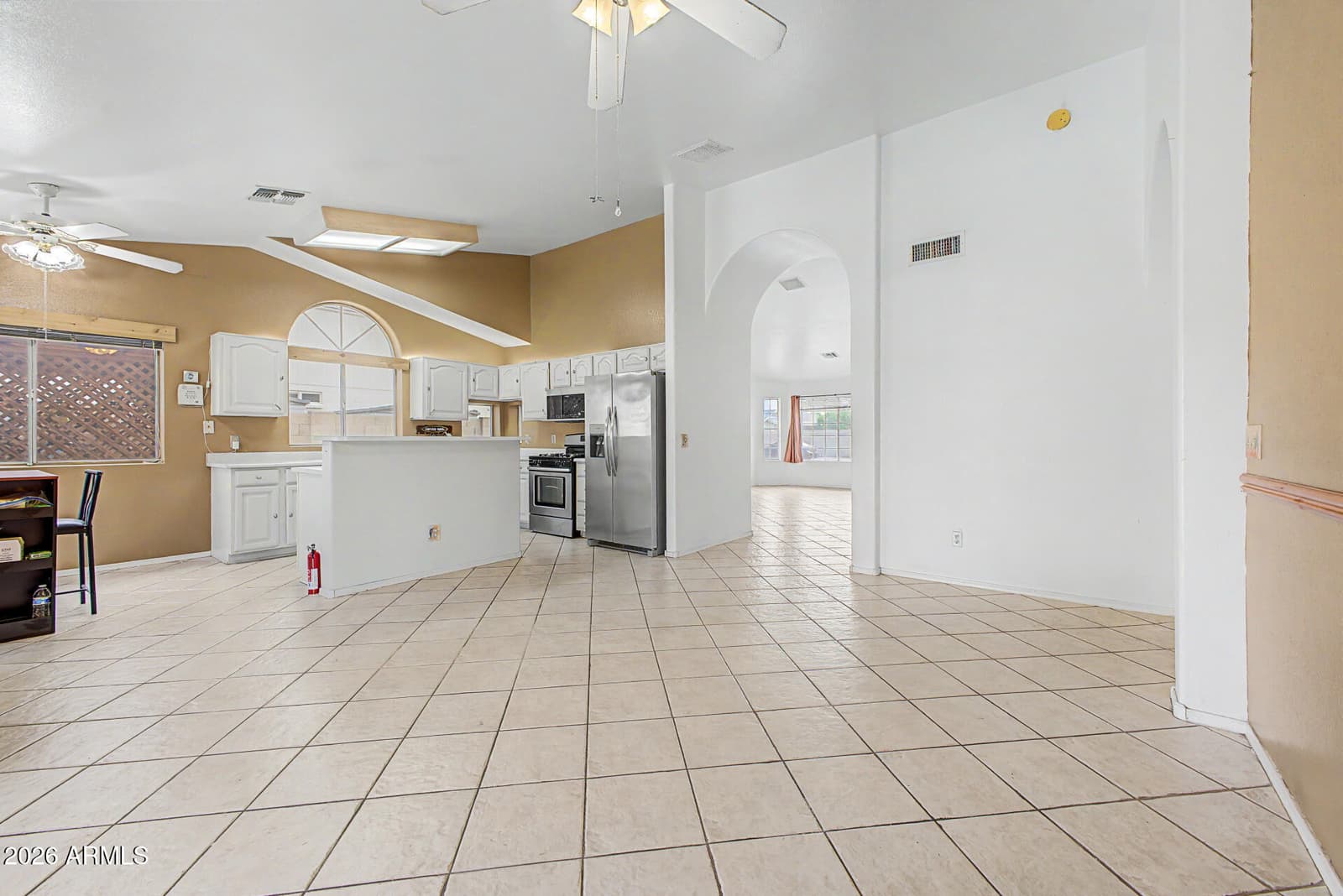 6234 N 88th Lane, Glendale, AZ 85305 — photo 13 of 34