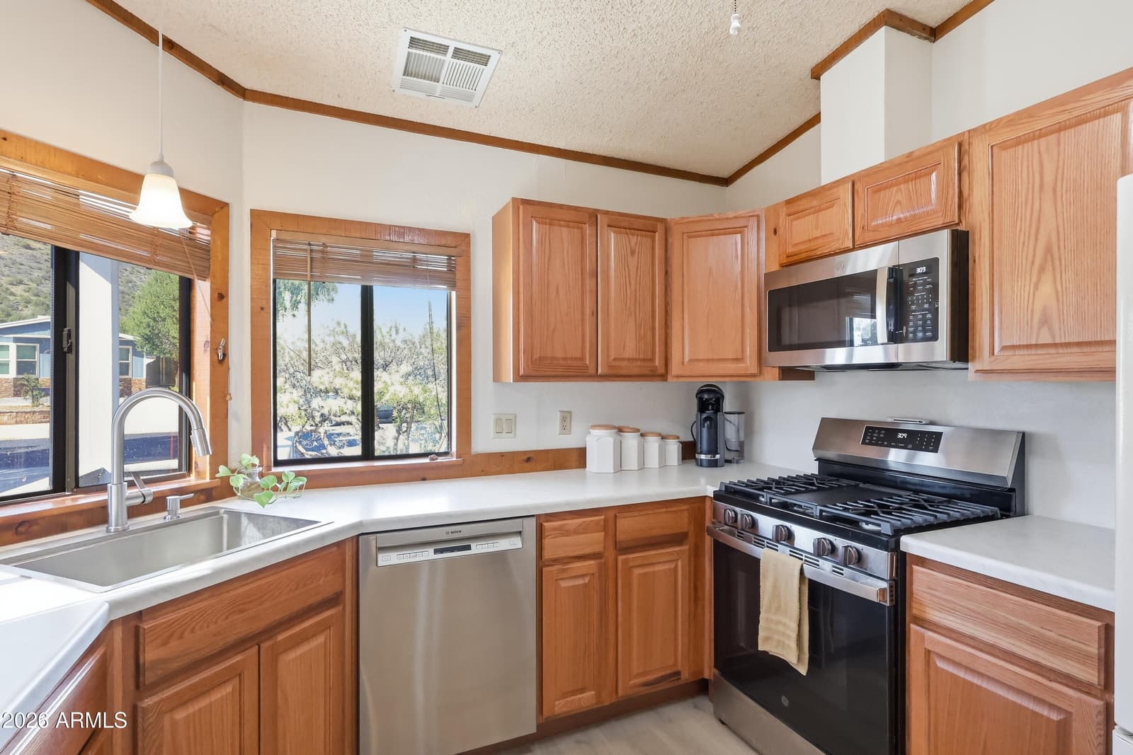 120 Moonlight Circle, Sedona, AZ 86336 — photo 8 of 23