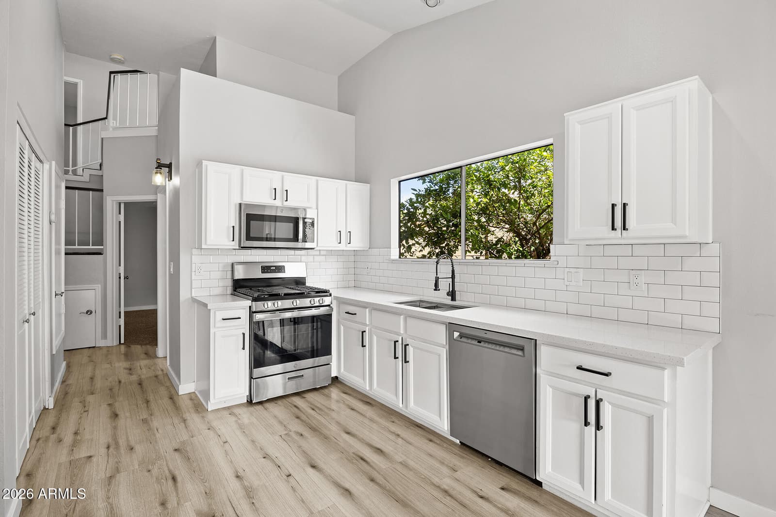 10359 E Davenport Drive, Scottsdale, AZ 85260 — photo 10 of 31