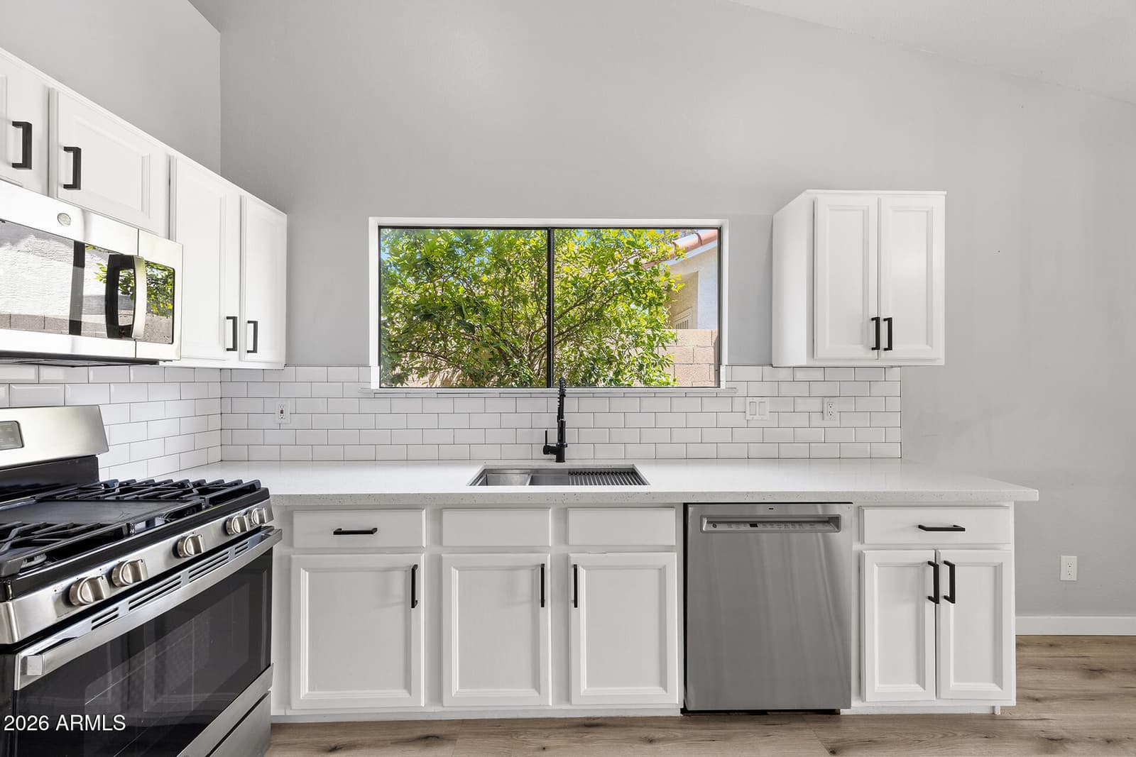 10359 E Davenport Drive, Scottsdale, AZ 85260 — photo 11 of 31