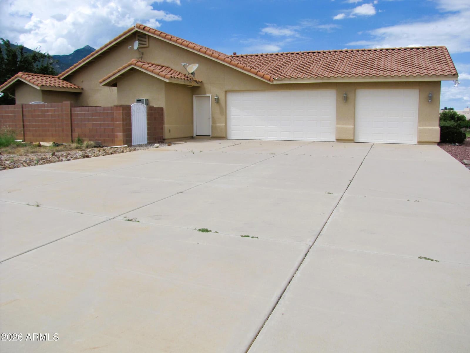 9292 S Lippizan Place, Hereford, AZ 85615 — photo 14 of 75