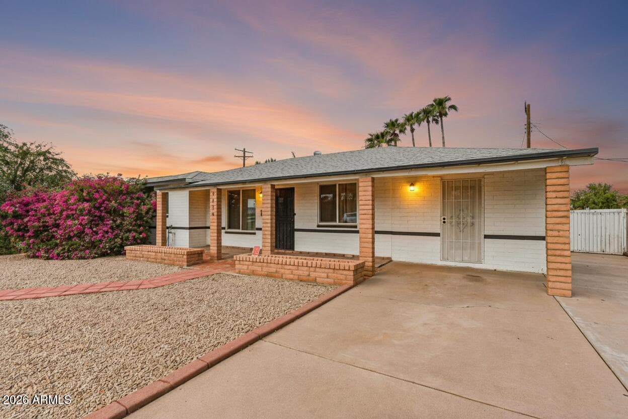 7214 N 21st Avenue, Phoenix, AZ 85021 — photo 1 of 23