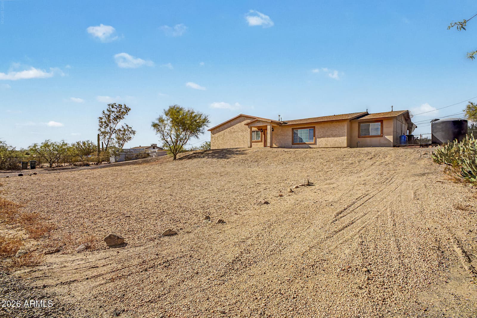 2402 W Roughrider Road, New River, AZ 85087 — photo 6 of 38