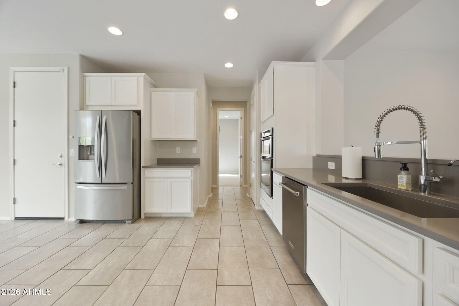 24752 N 96th Avenue, Peoria, AZ 85383 — photo 17 of 64