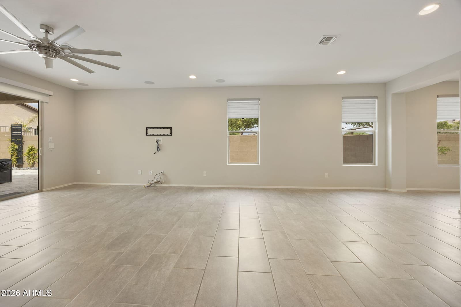 24752 N 96th Avenue, Peoria, AZ 85383 — photo 14 of 64