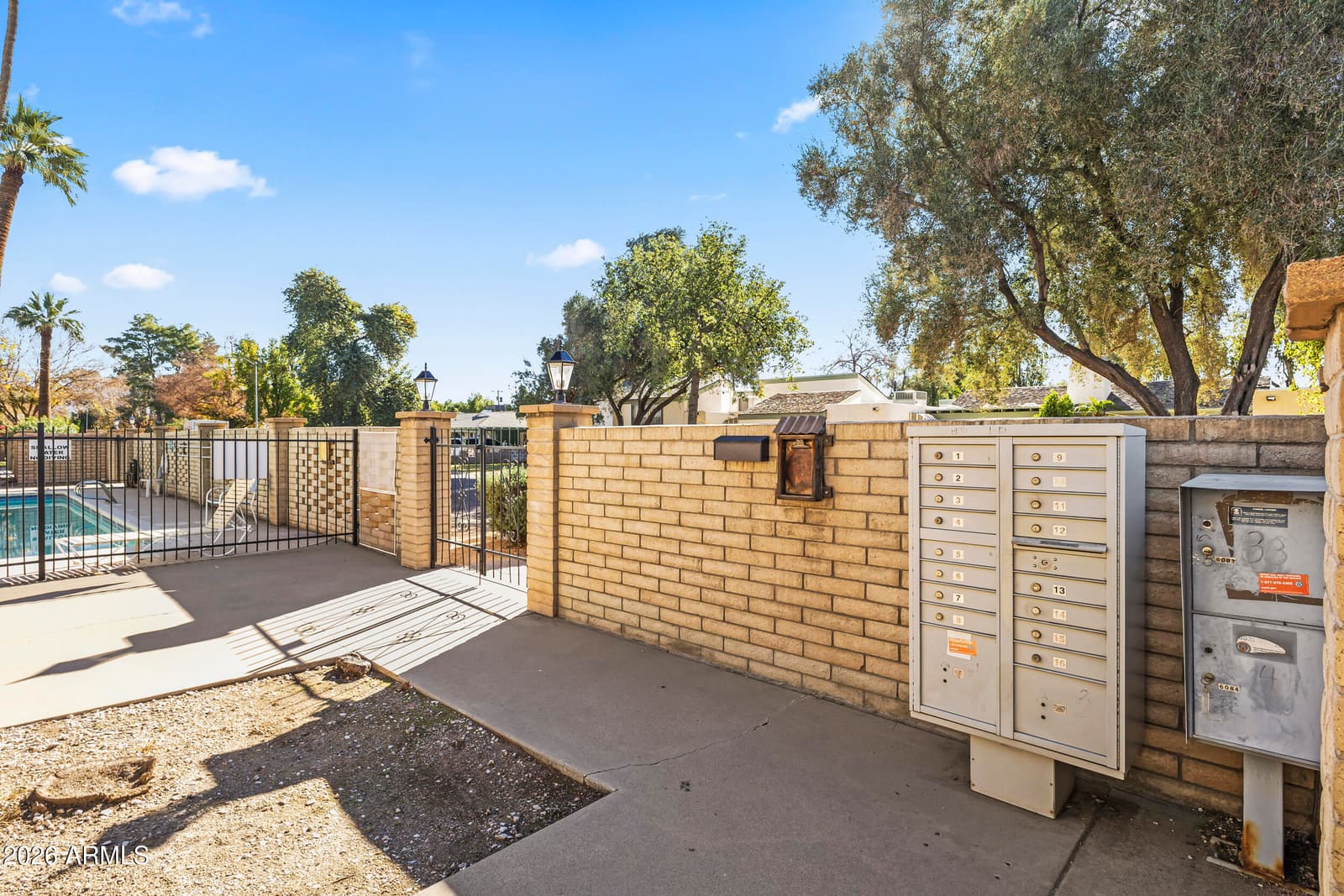 8135 N Central Avenue Avenue 4, Phoenix, AZ 85020 — photo 29 of 50