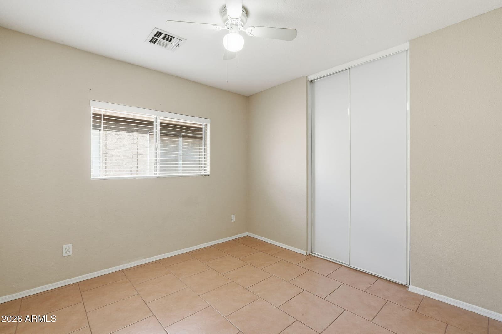 633 W Kingman Loop, Casa Grande, AZ 85122 — photo 11 of 26