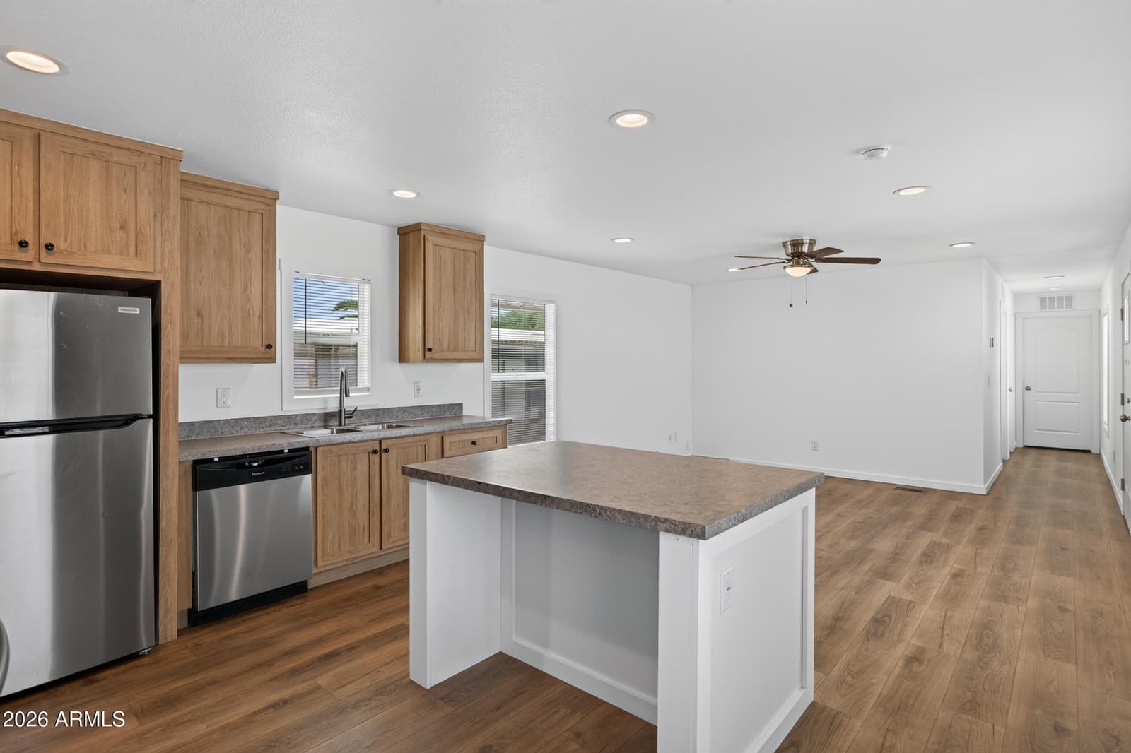1325 W Silverlake Road 77, Tucson, AZ 85713 — photo 7 of 33