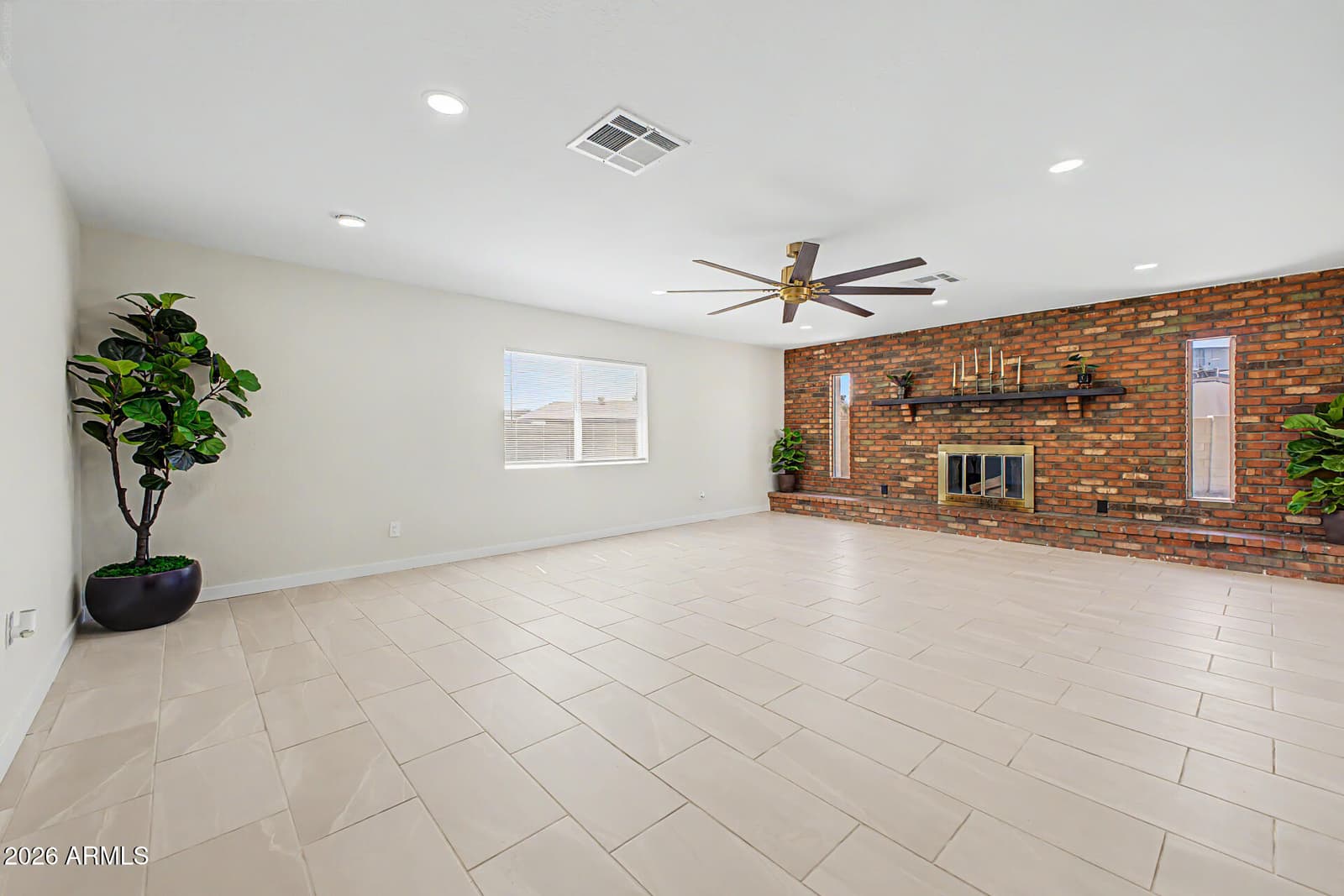 4348 N 80th Drive, Phoenix, AZ 85033 — photo 18 of 39