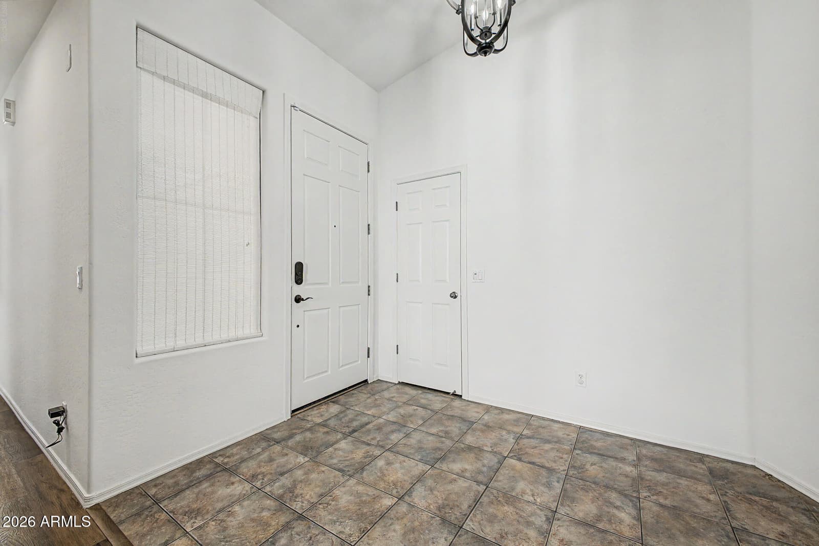 3416 S 73rd Drive, Phoenix, AZ 85043 — photo 4 of 33