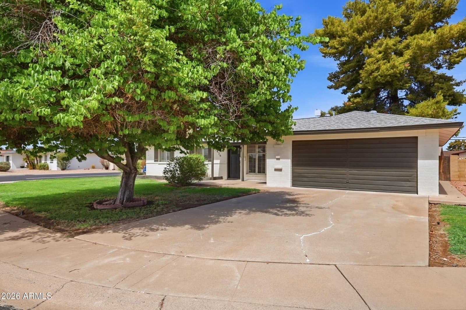 2436 W Dahlia Drive, Phoenix, AZ 85029 — photo 2 of 48
