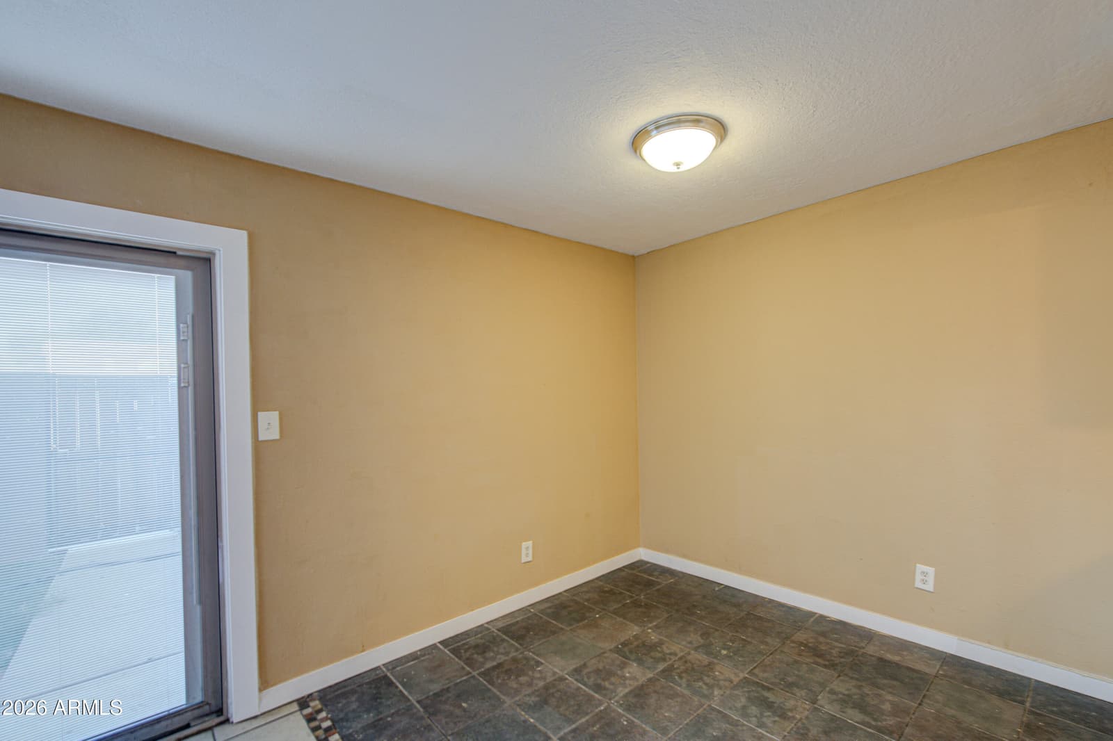 1463 N 53rd Drive, Phoenix, AZ 85043 — photo 10 of 29